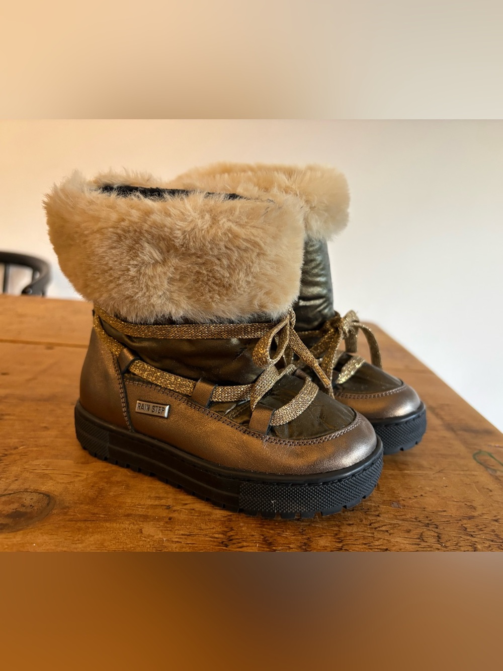 Naturino Metallic Faux Fur Toddler Boots